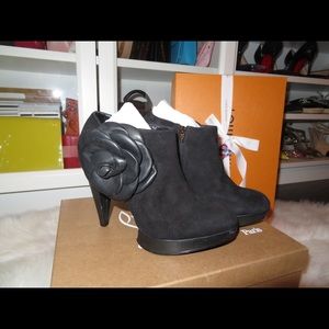 Steve Madden booties